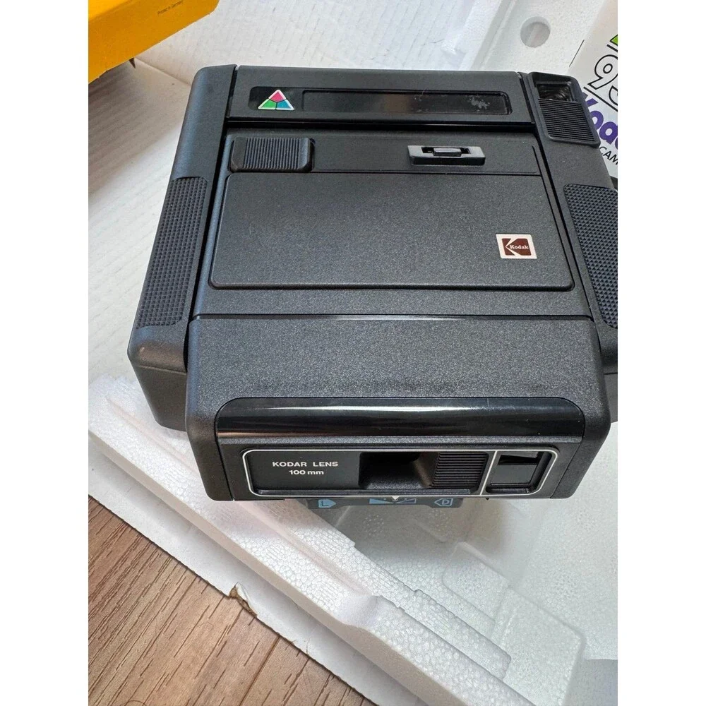 Vintage VTG 1980s KODAK 930 KODAMATIC Instant Camera New in Original Box